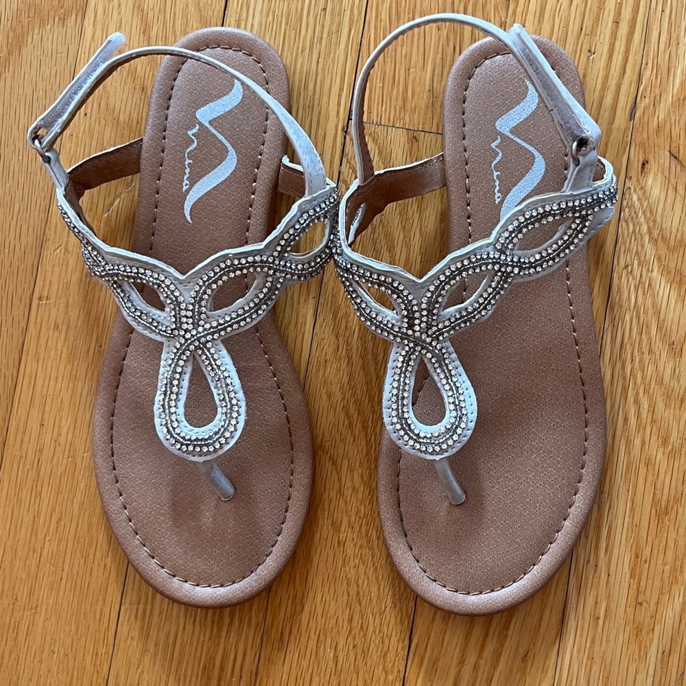 Nina Big girls size 3 Nina Elegant Silver Beaded Sandals